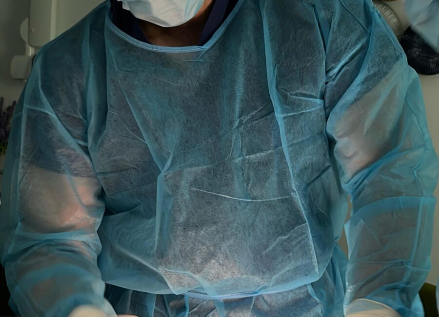 Dr. Mahmoud Anous participating in specialist maxillofacial surgery